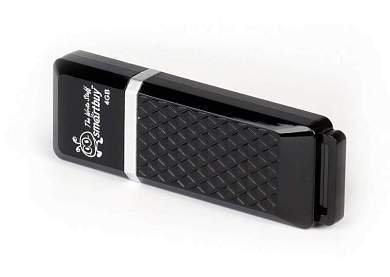 Флэш-диск (флэшка) USB 16GB Smartbuy Quartz series Black (SB16GBQZ-K) (арт. 613006)