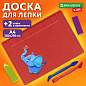 Доска для лепки А4, 280х200 мм, BRAUBERG KIDS, красная, 7 отделений для пластилина, 2 стека, 274257 (арт. 274257)