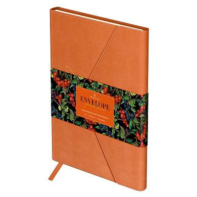 Ежедневник недатированный, А5, 136л., твердый переплет, кожзам, Greenwich Line "Envelope. Peach Fuzz", на кнопке (арт. 370229)